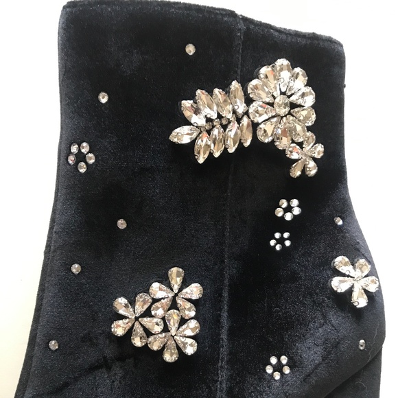 NEW NWT Rhinestone Embellished Platform Heeled Ankle Boots. Black. Size 9-9.5 - Picture 7 of 9